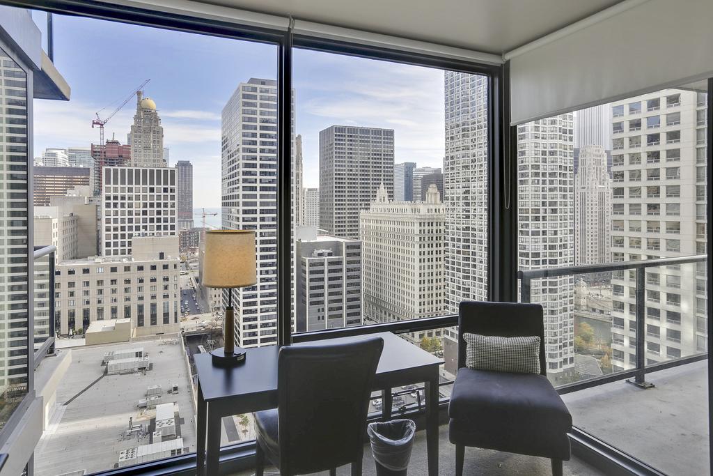 Aparthotel Bridgestreet At State And Grand Chicago Exteriér fotografie